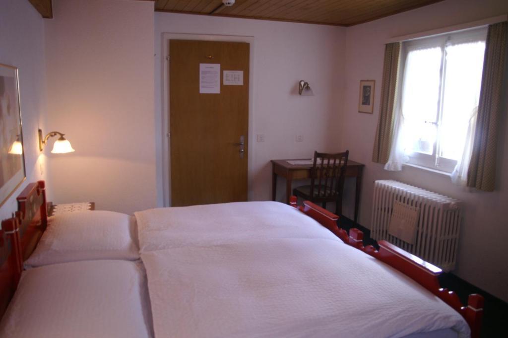 Hotel Haus Darioli Zermatt Zimmer foto